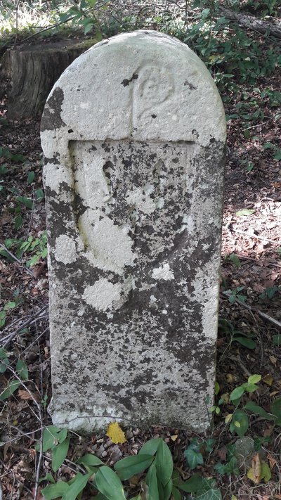 Borne armoriée
