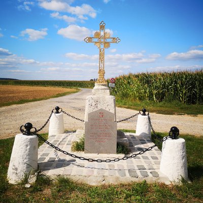 Croix dorée