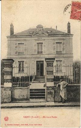 Carte postale ancienne de la mairie de Cerny
