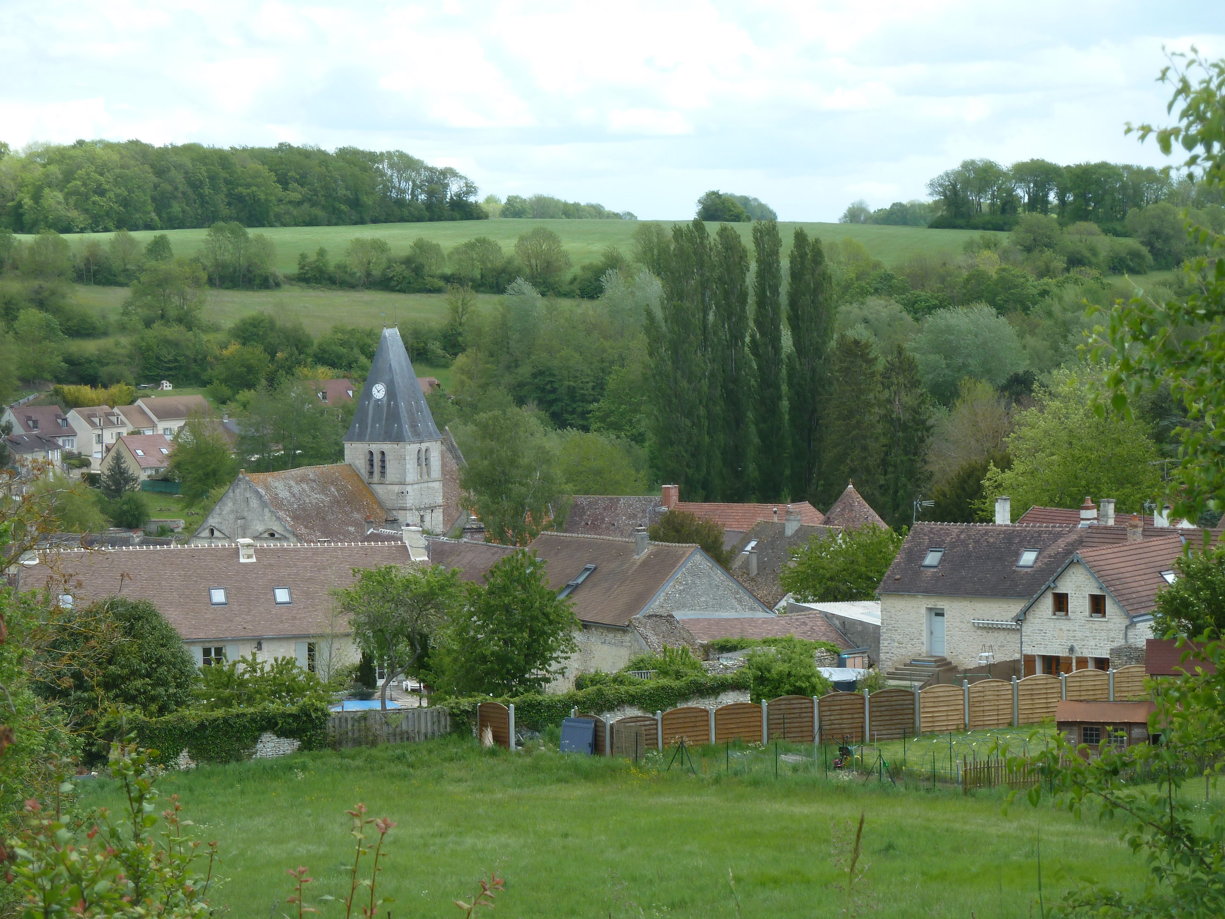 Le village de Genainville
